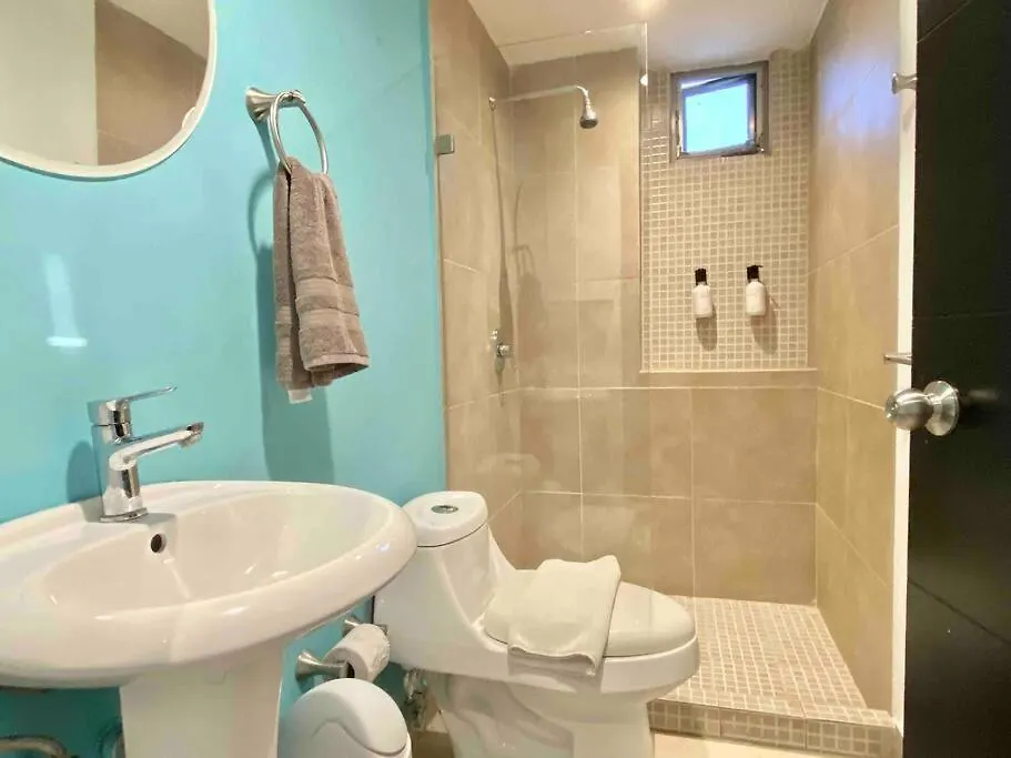 Huge Apartment, Steps To The Beach & Lifestyle プレヤデルカーメン 0*,