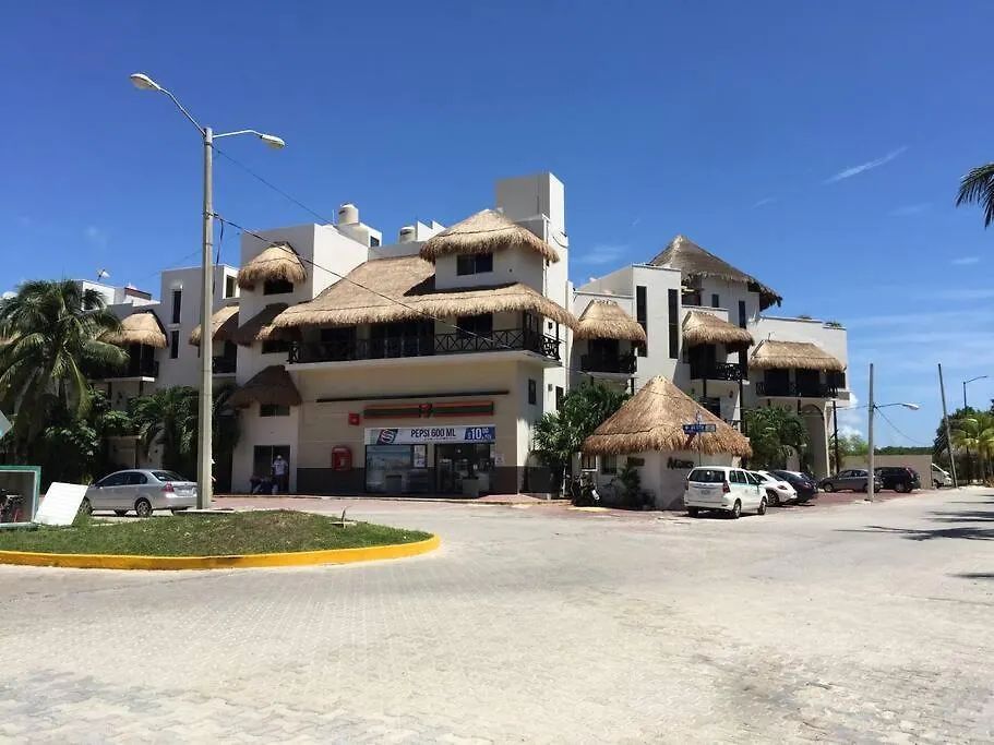 Huge Apartment, Steps To The Beach & Lifestyle Playa del Carmen Apartment
